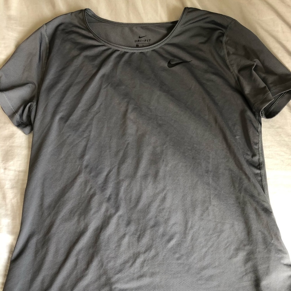 Nike DriFit T-Shirt